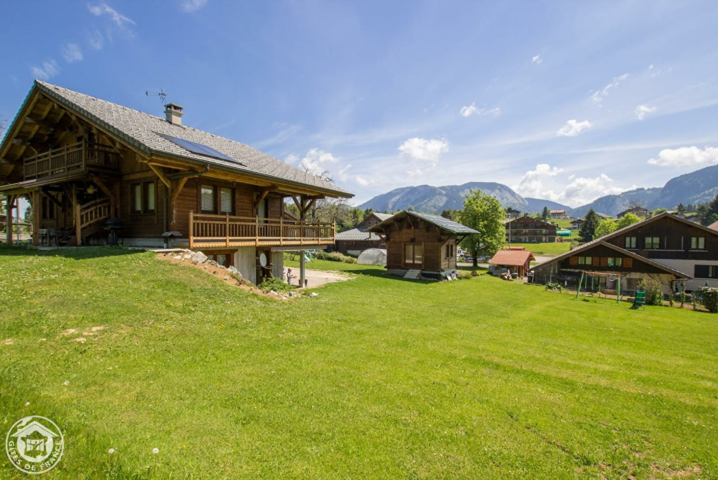 GITE DU MIRON  Savoie Mont Blanc (Savoie et Haute Savoie) - Alpes